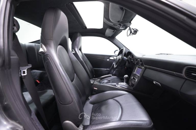 PORSCHE 911 51