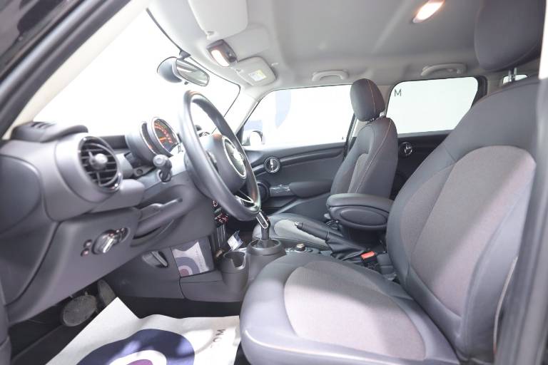 MINI Cooper 19