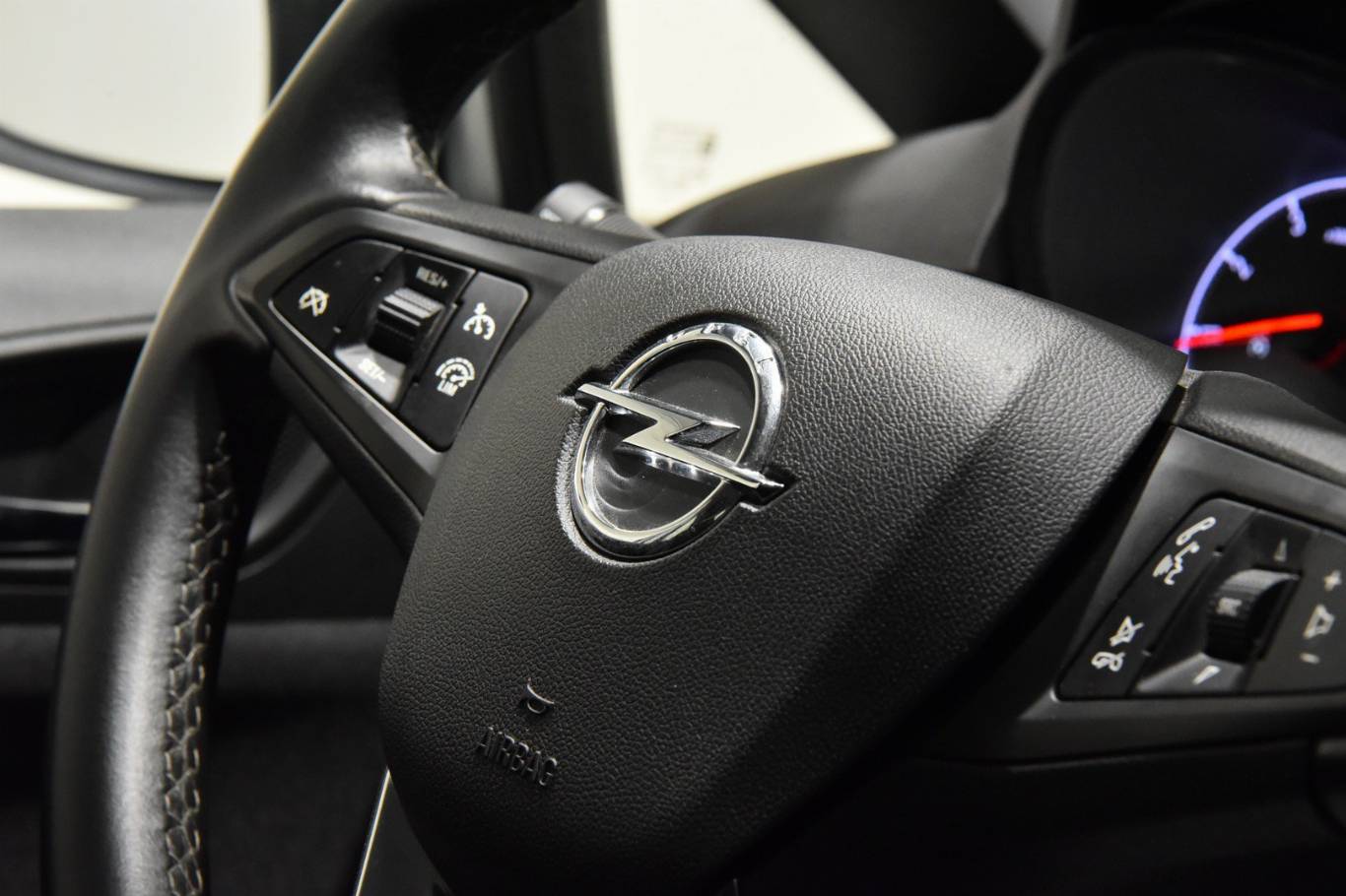 OPEL Corsa 18