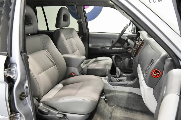 MITSUBISHI Pajero Sport 22
