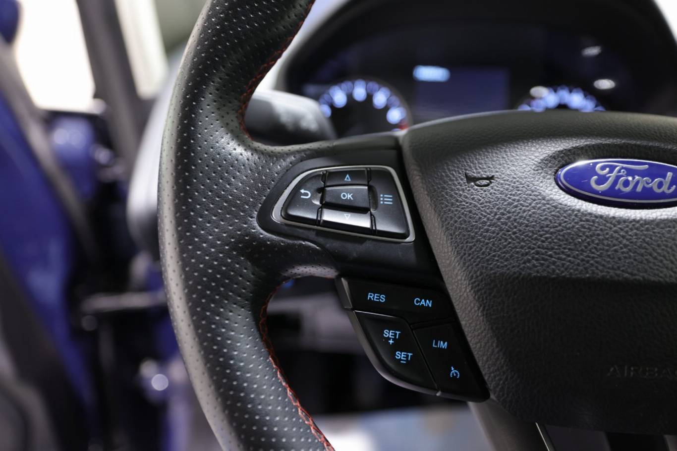FORD EcoSport 14