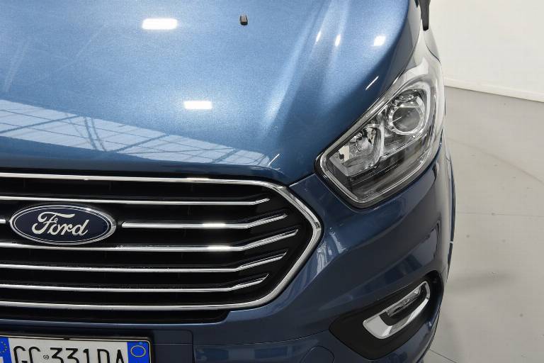 FORD Tourneo Custom 34