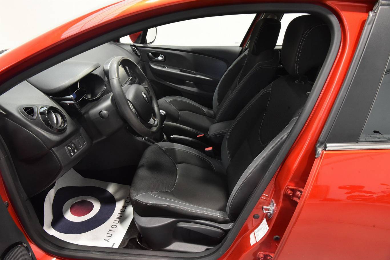 RENAULT Clio 16