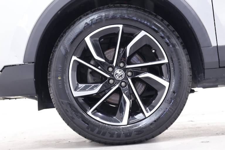 MG ZS 14