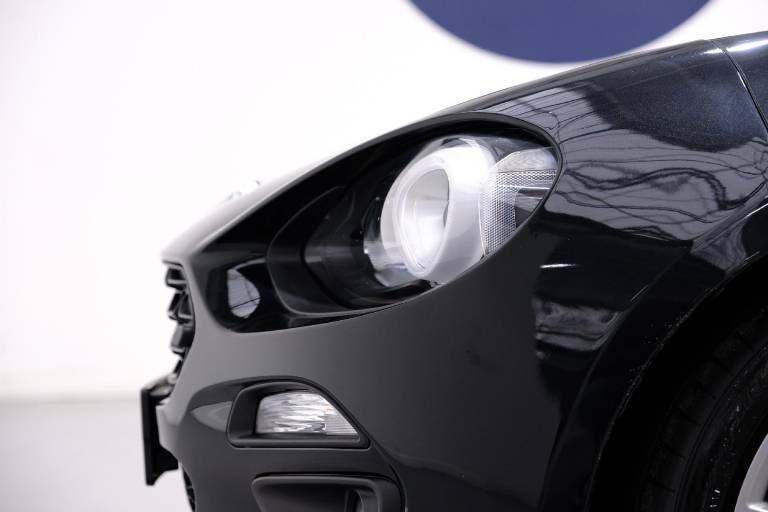 FIAT 124 Spider 12