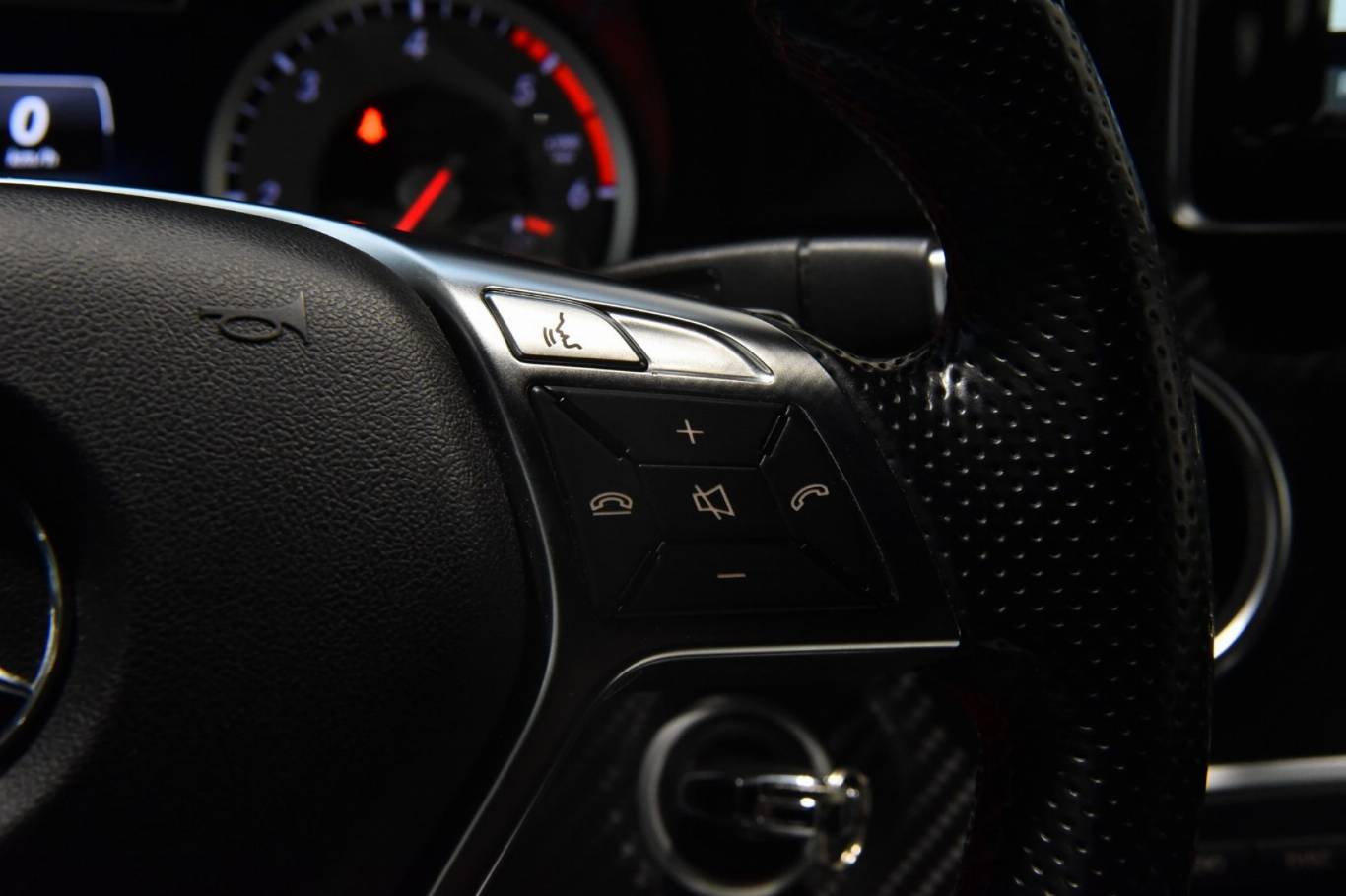 MERCEDES-BENZ A 180 10