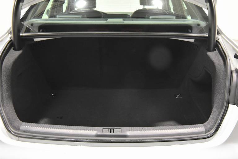 AUDI A4 13