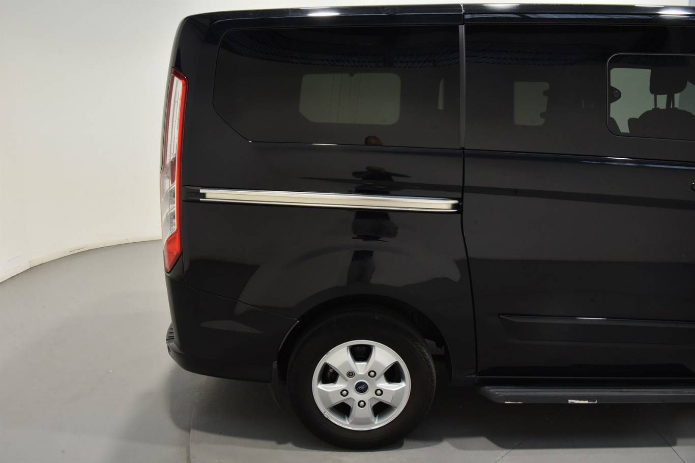 FORD Tourneo Custom 53