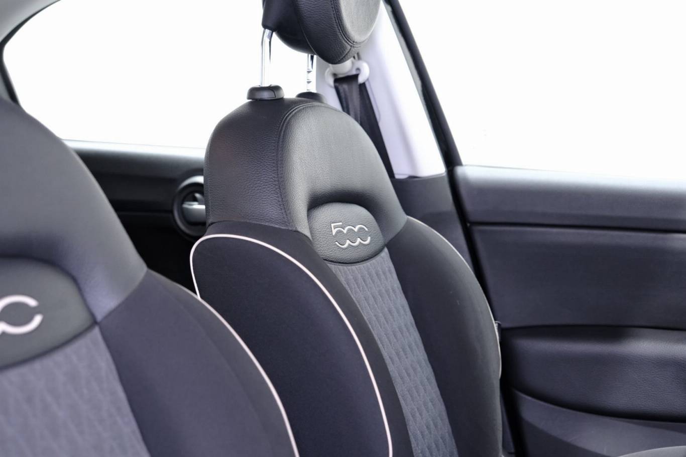 FIAT 500X 57