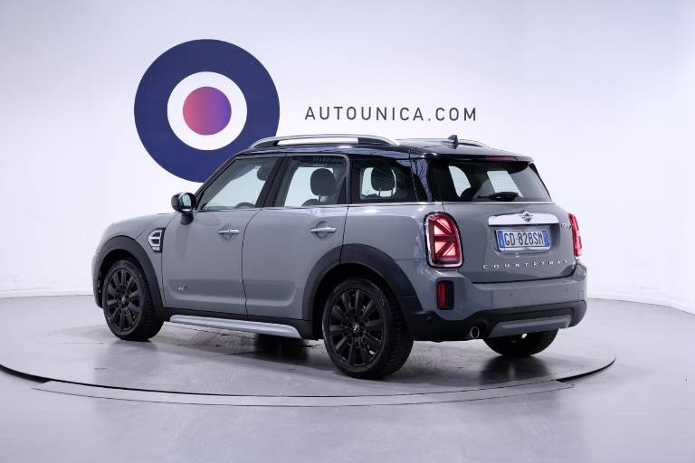 MINI Countryman 18