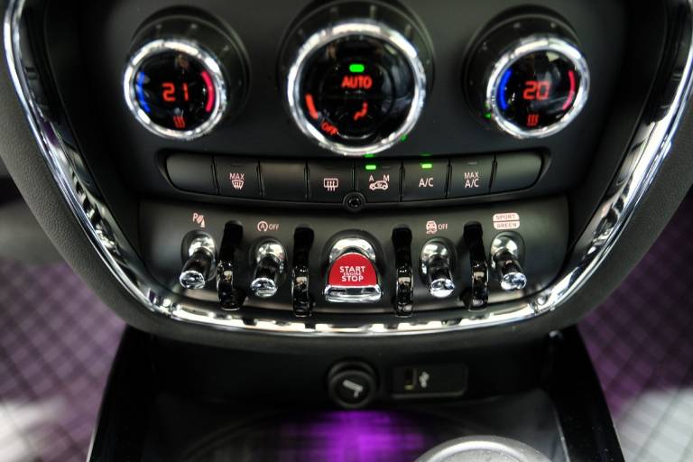 MINI Cooper Clubman 26