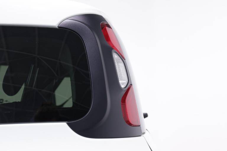 FIAT Panda Cross 33