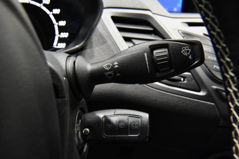 FORD Fiesta 27
