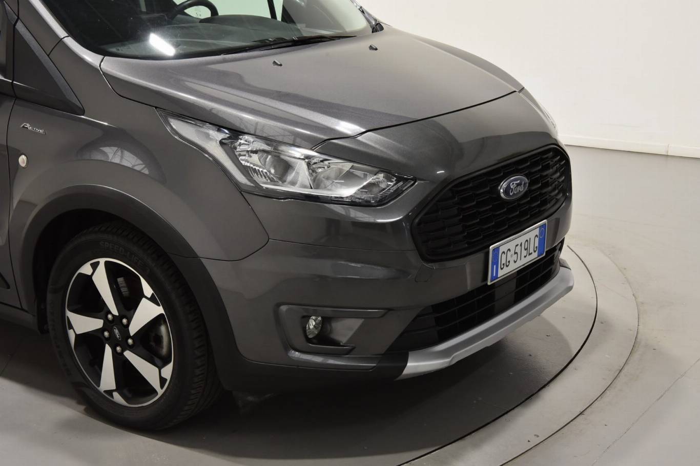 FORD Tourneo Connect 33