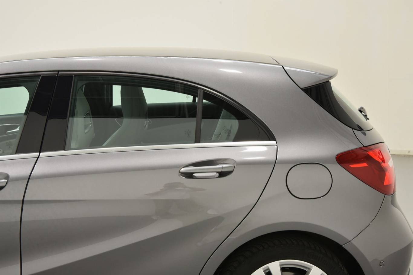 MERCEDES-BENZ A 200 54