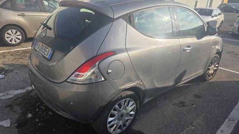 LANCIA Ypsilon 4