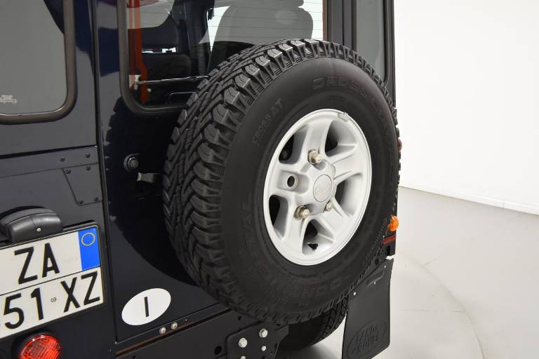 LAND ROVER Defender 54