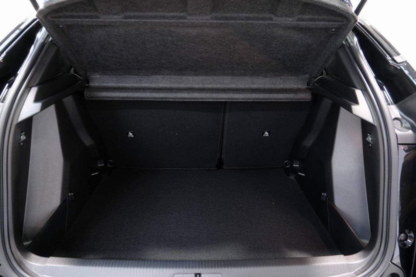PEUGEOT 2008 45