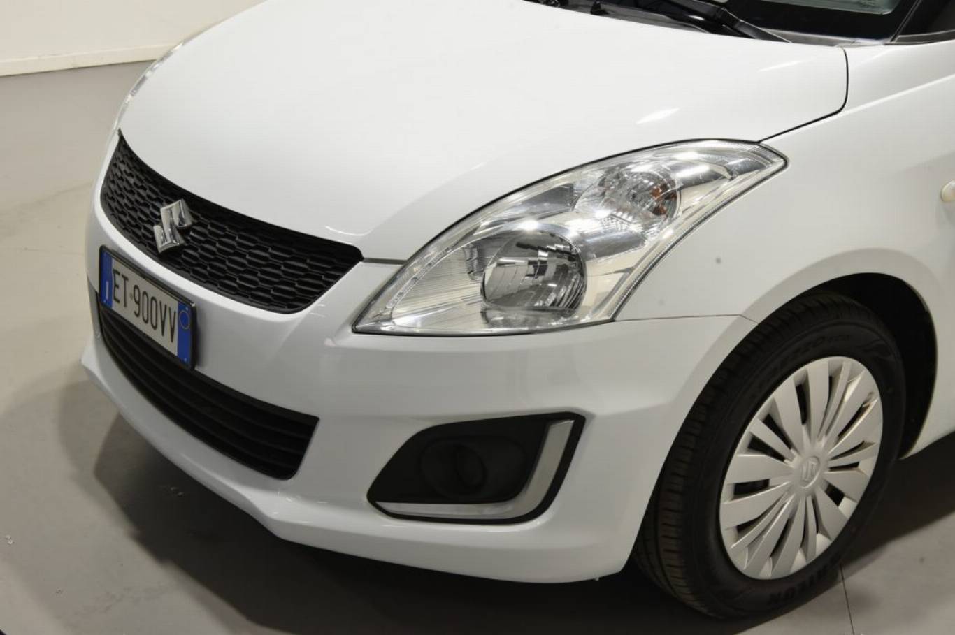 SUZUKI Swift 35