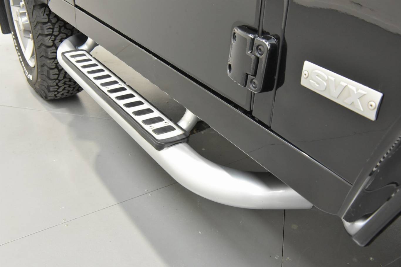 LAND ROVER Defender 79