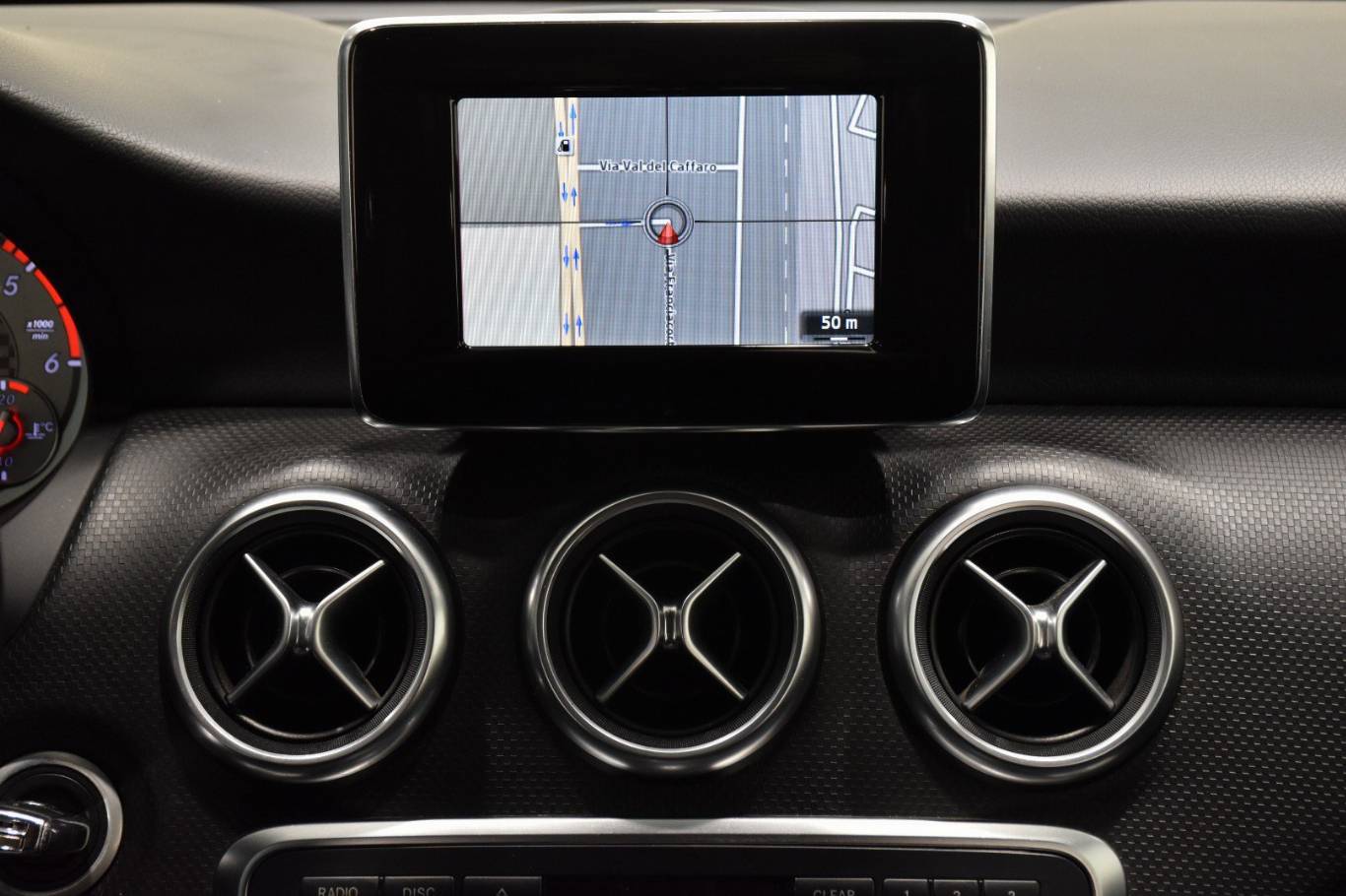 MERCEDES-BENZ A 180 10