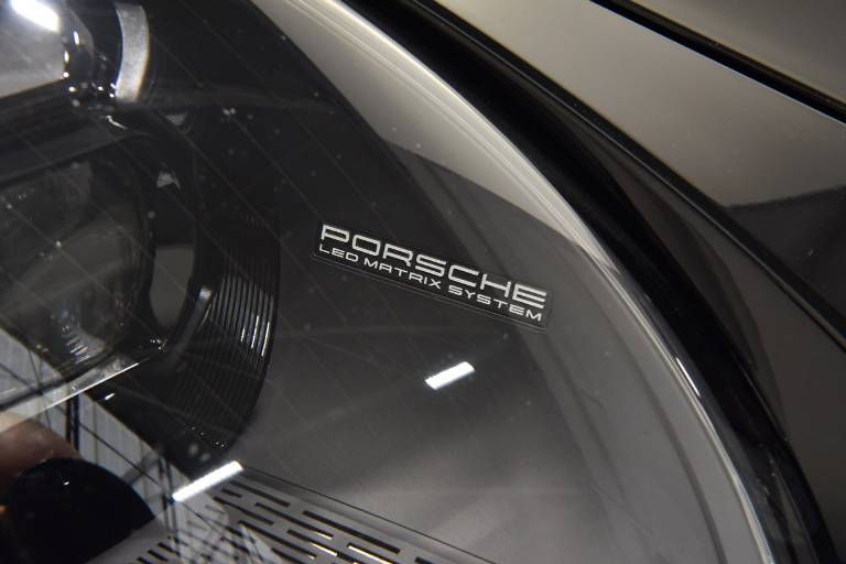 PORSCHE 911 47