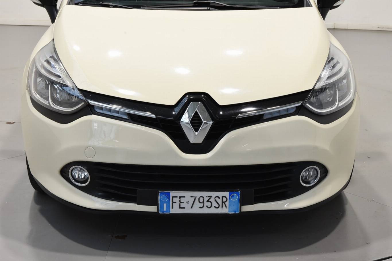 RENAULT Clio 35
