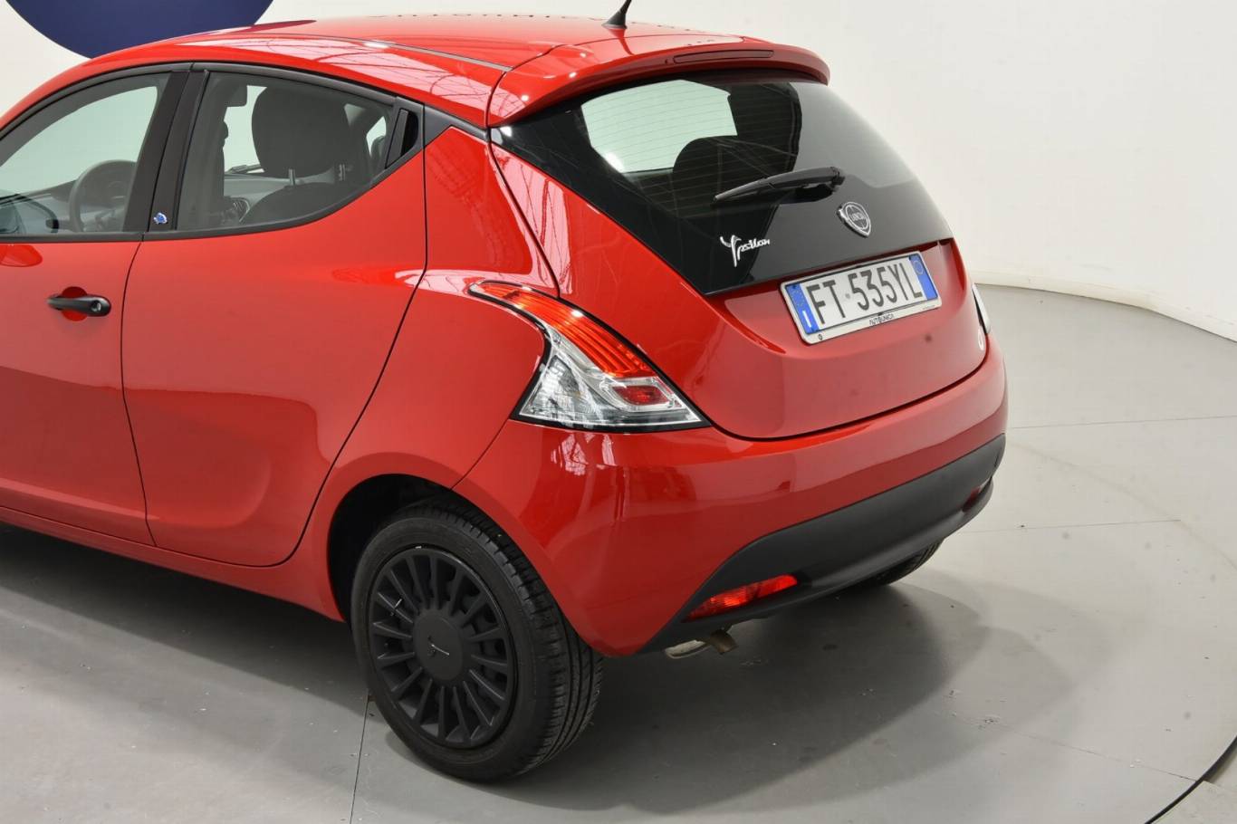 LANCIA Ypsilon 18