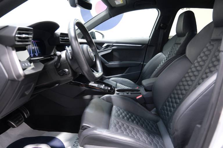 AUDI RS3 21