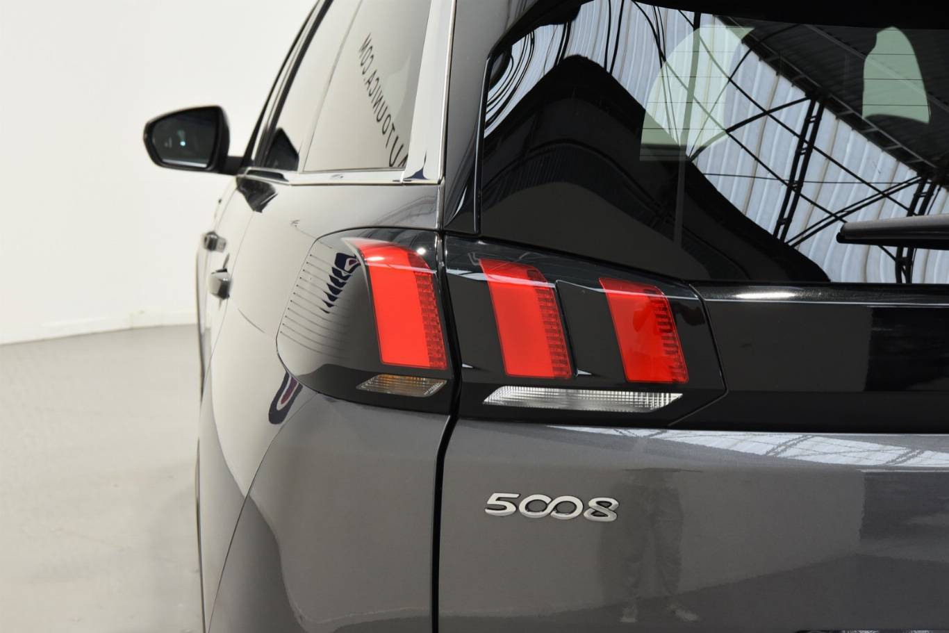 PEUGEOT 5008 41