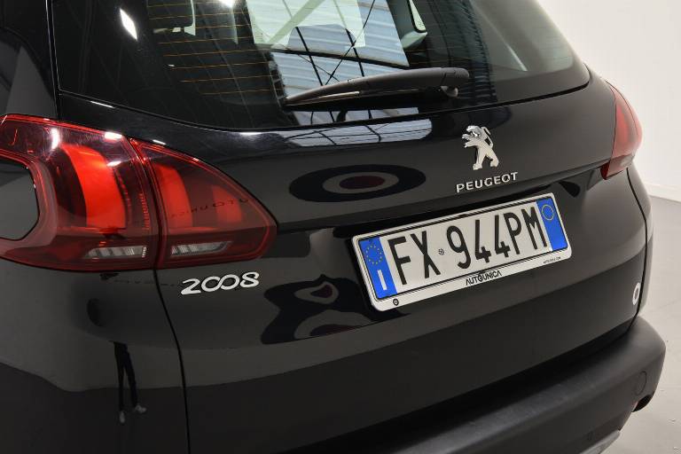 PEUGEOT 2008 44