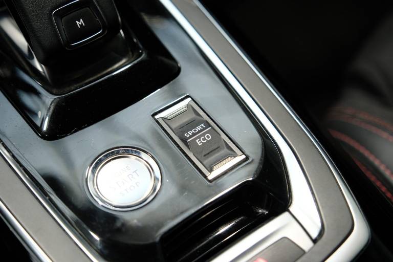 PEUGEOT 308 33