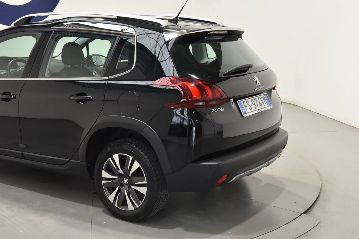 PEUGEOT 2008 33
