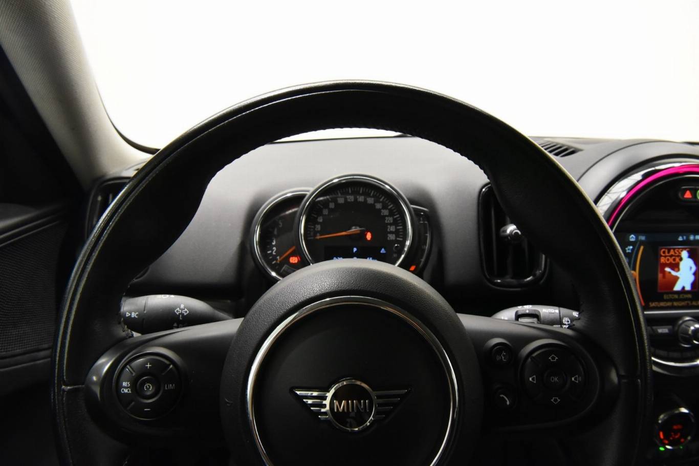 MINI Countryman 17