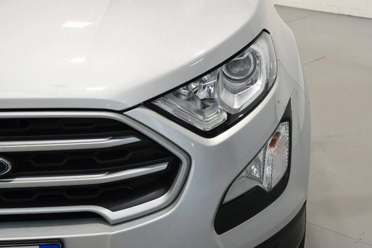 FORD EcoSport 10