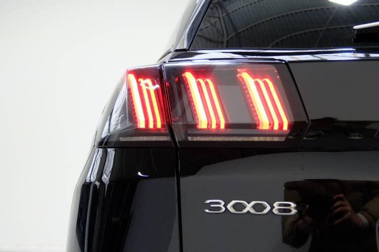 PEUGEOT 3008 42