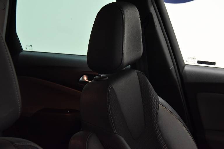 OPEL Crossland X 31