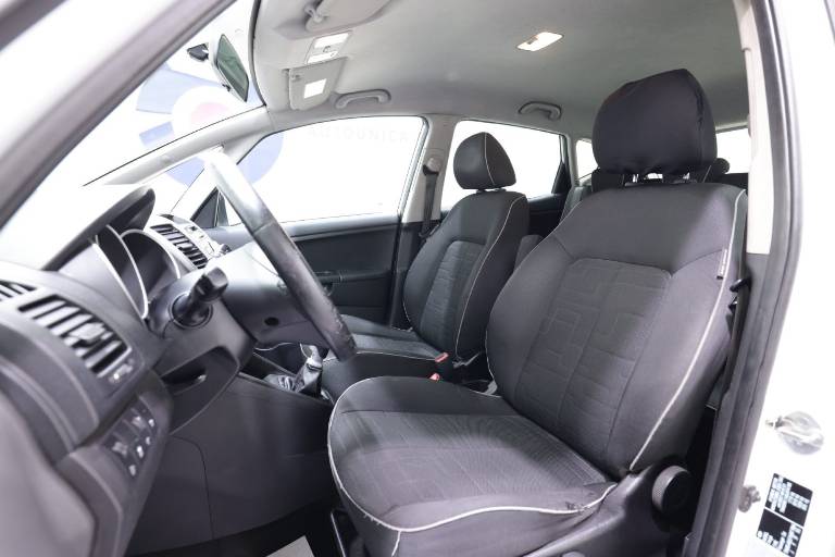 KIA Venga 6