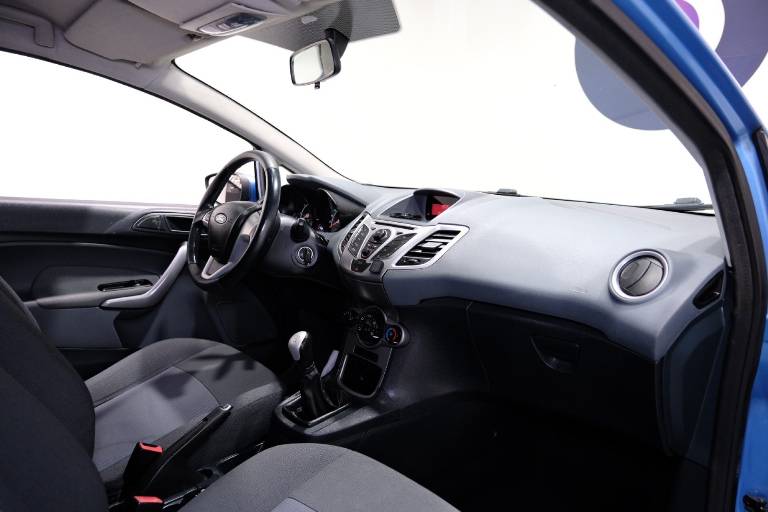 FORD Fiesta 47
