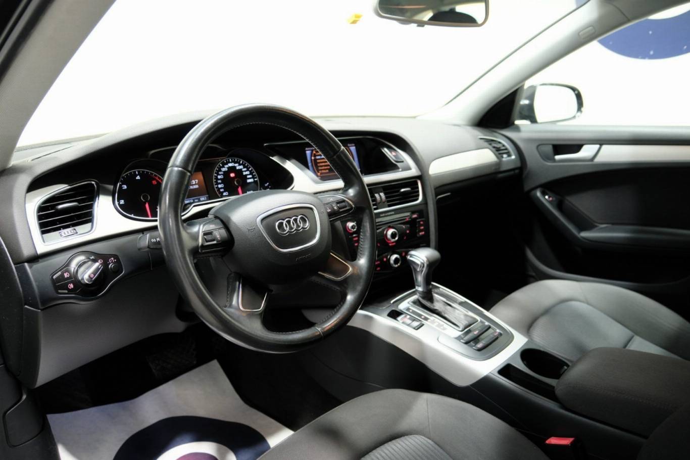 AUDI A4 5