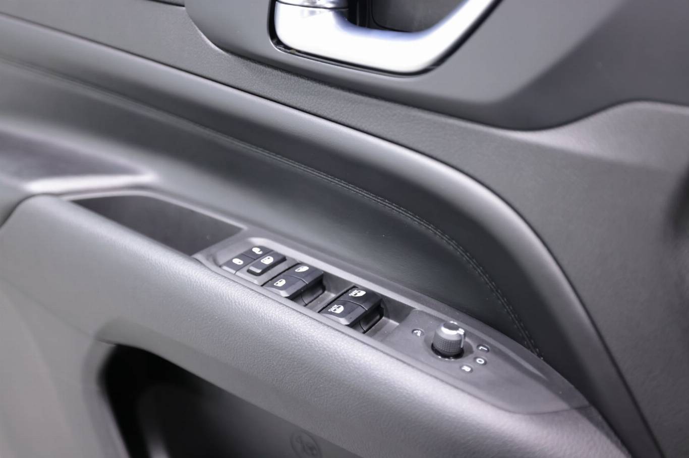 JEEP Compass 40