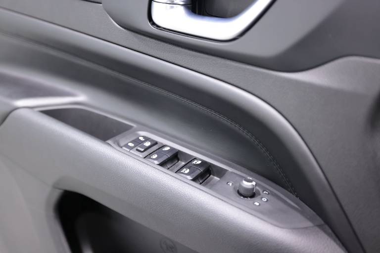 JEEP Compass 40