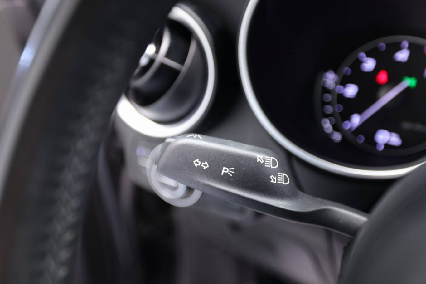 ALFA ROMEO Stelvio 23