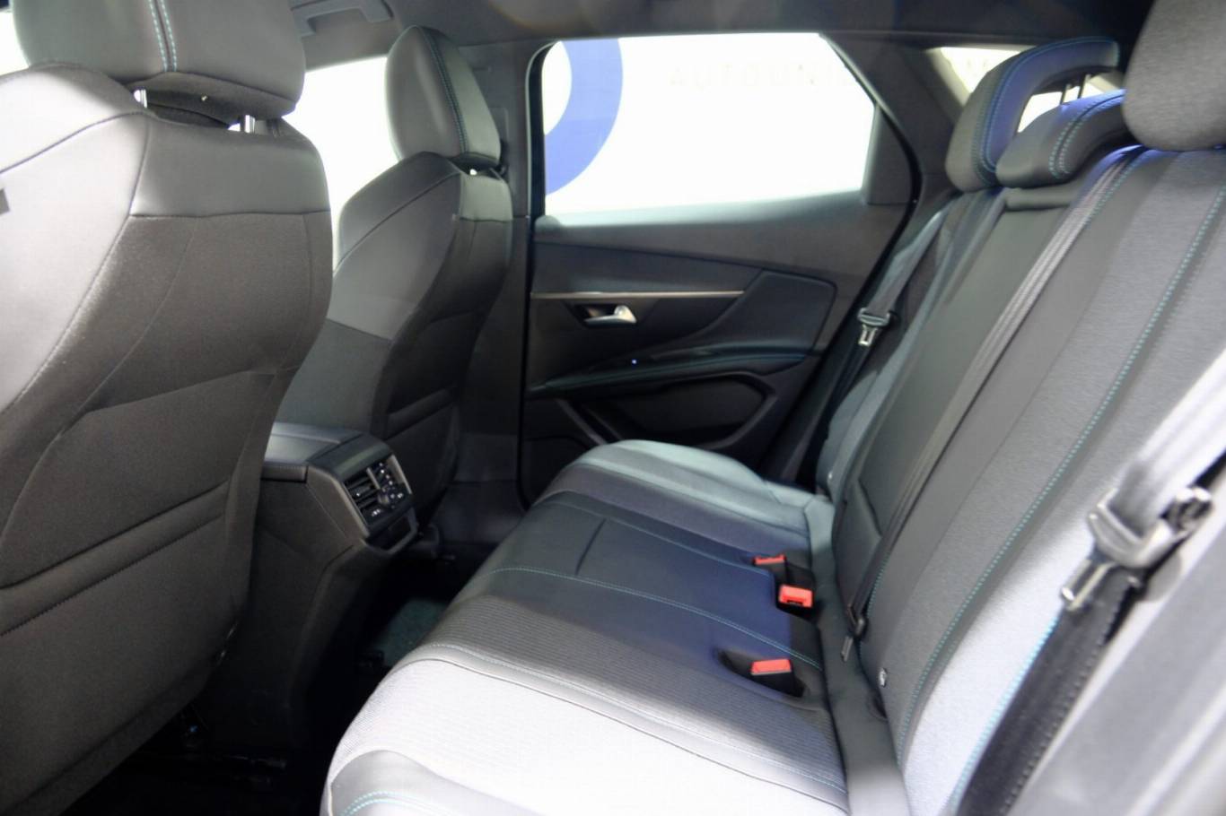 PEUGEOT 3008 34