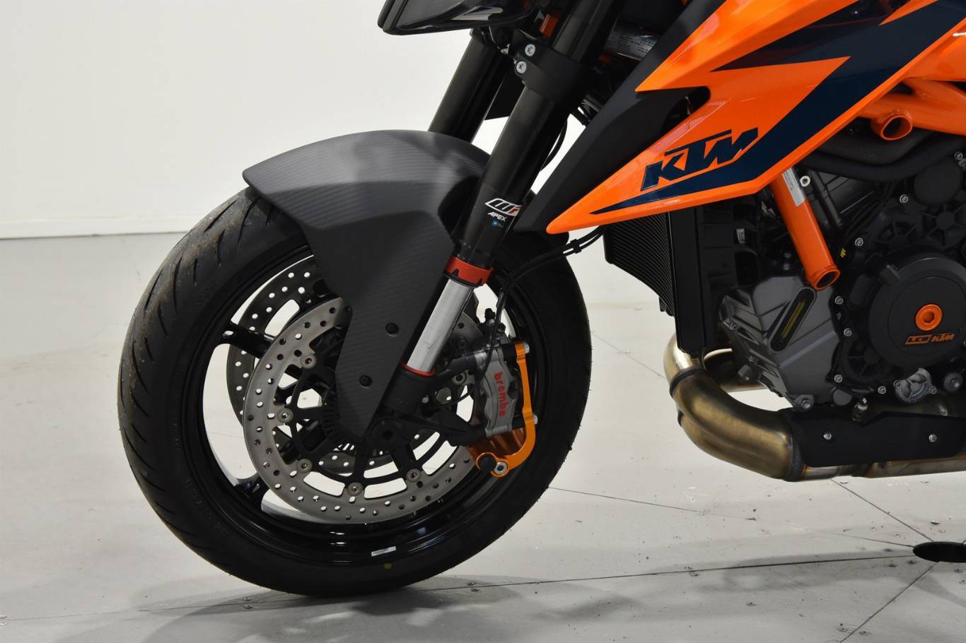 KTM 1290 Super Duke R 41