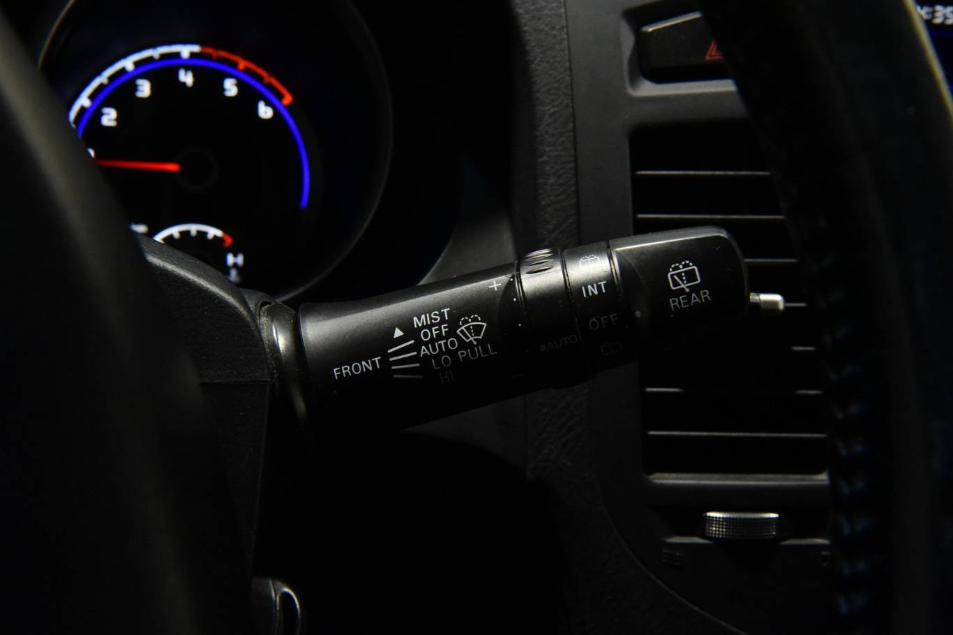 MITSUBISHI Pajero 23