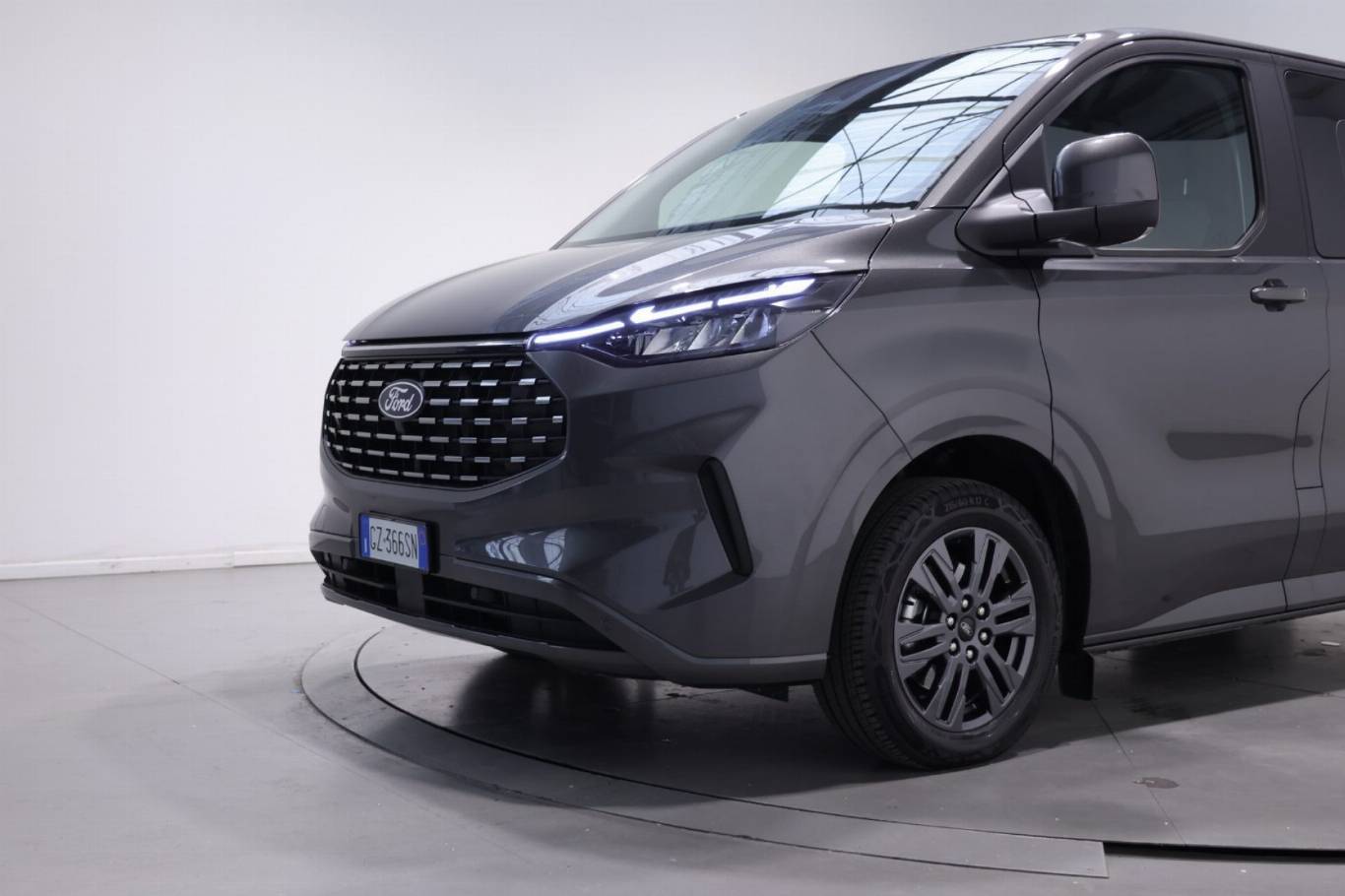 FORD Tourneo Custom 12