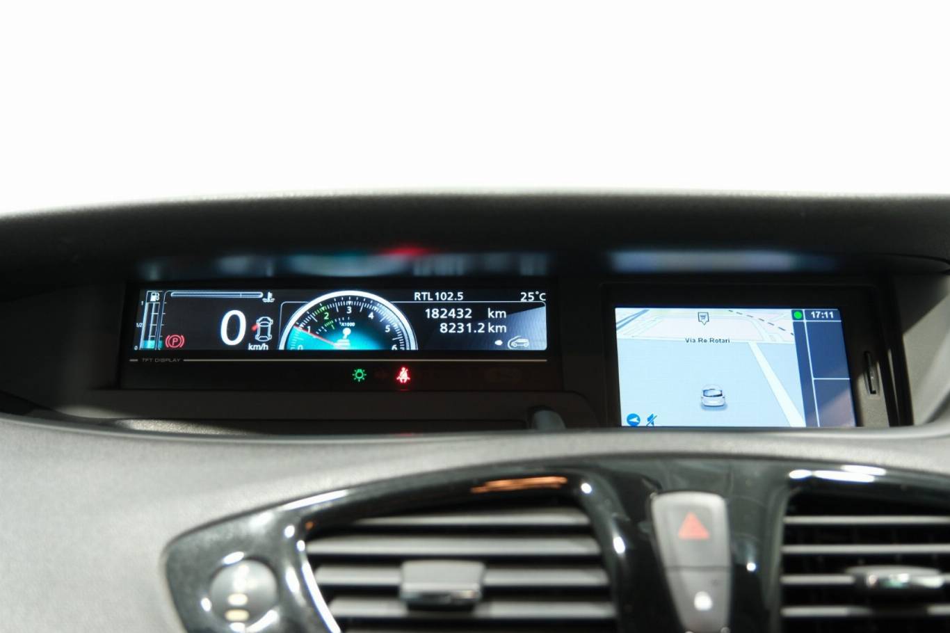 RENAULT Scenic 8