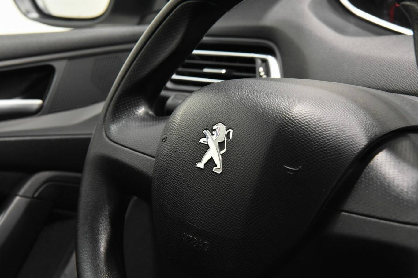 PEUGEOT 308 25