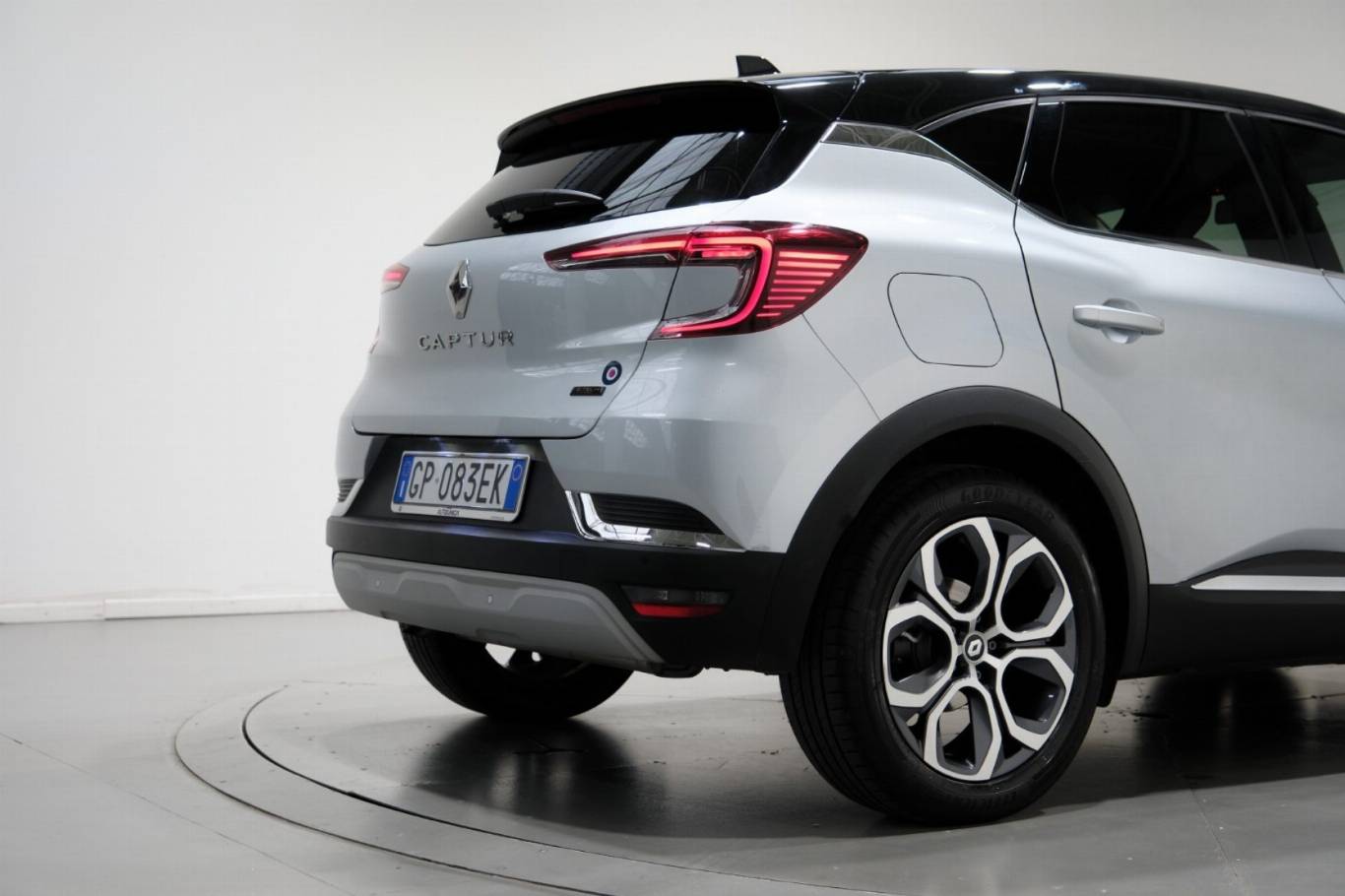RENAULT Captur 55